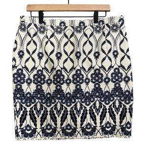 Women’s Skirt Navy Blue Cream Pattern Size 12 Cotton Blend Stretch
